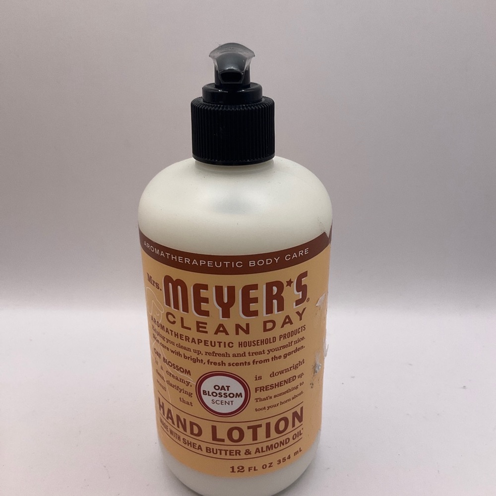 Mrs. Meyers Clean Day Hand Lotion, Oat Blossom, 12 fl oz.